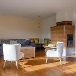 Apartment Luxury With Terrace And Garden Free Parking Smart Tv Etc *