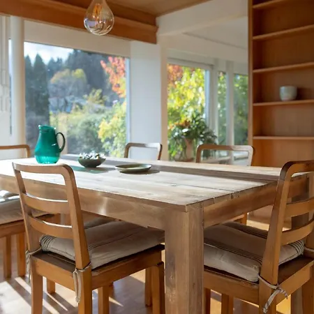 Apartment Beautiful Luxury With Terrace, Large Garden, Parking Space And Smart Tv