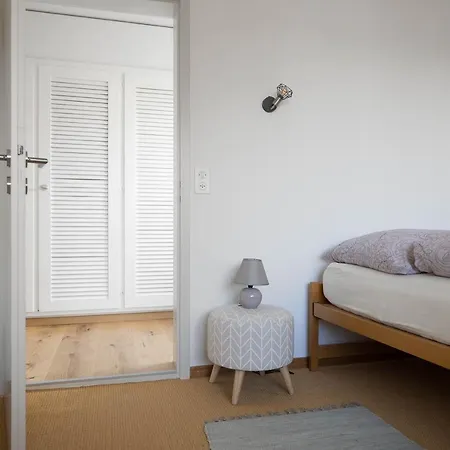 Beautiful Luxury With Terrace, Large Garden, Parking Space And Smart Tv Apartment