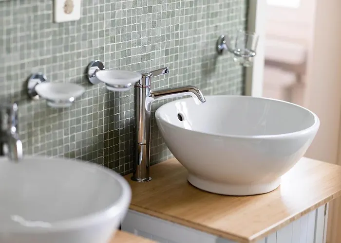 Luxury With Terrace And Garden Free Parking Smart Tv Etc Apartment