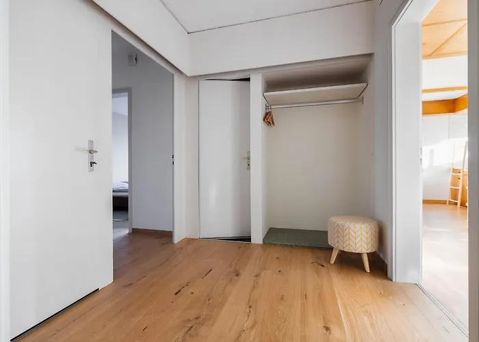 Apartament Luxury With Terrace And Garden Free Parking Smart Tv Etc